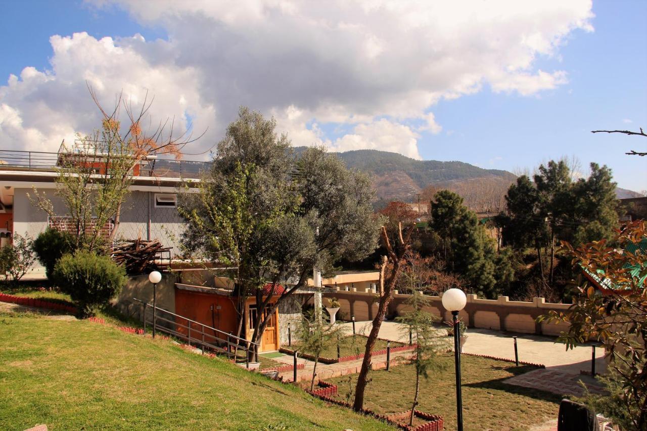Republika Central Mansehra Экстерьер фото