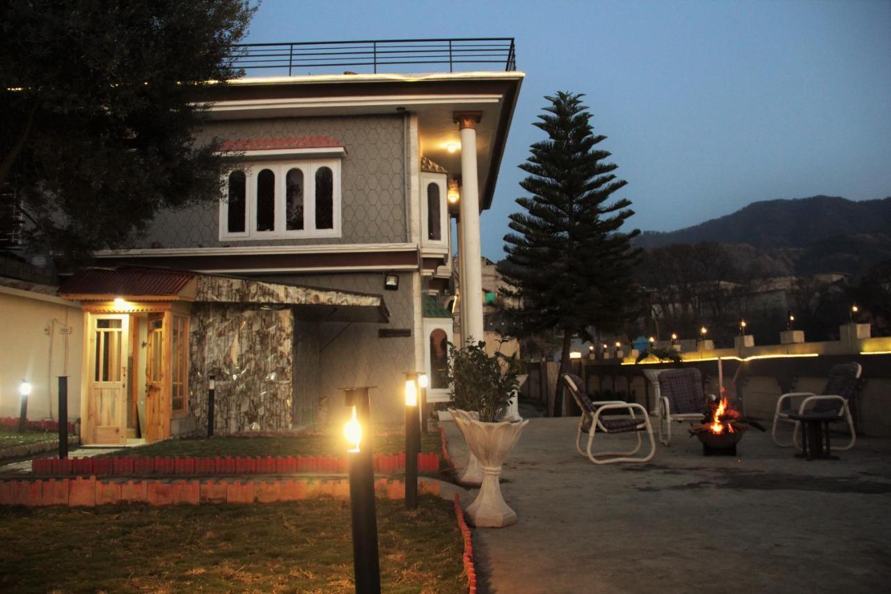 Republika Central Mansehra Экстерьер фото