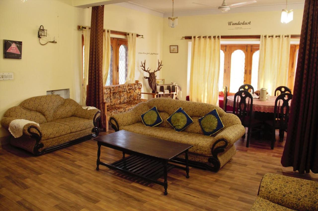 Republika Central Mansehra Экстерьер фото