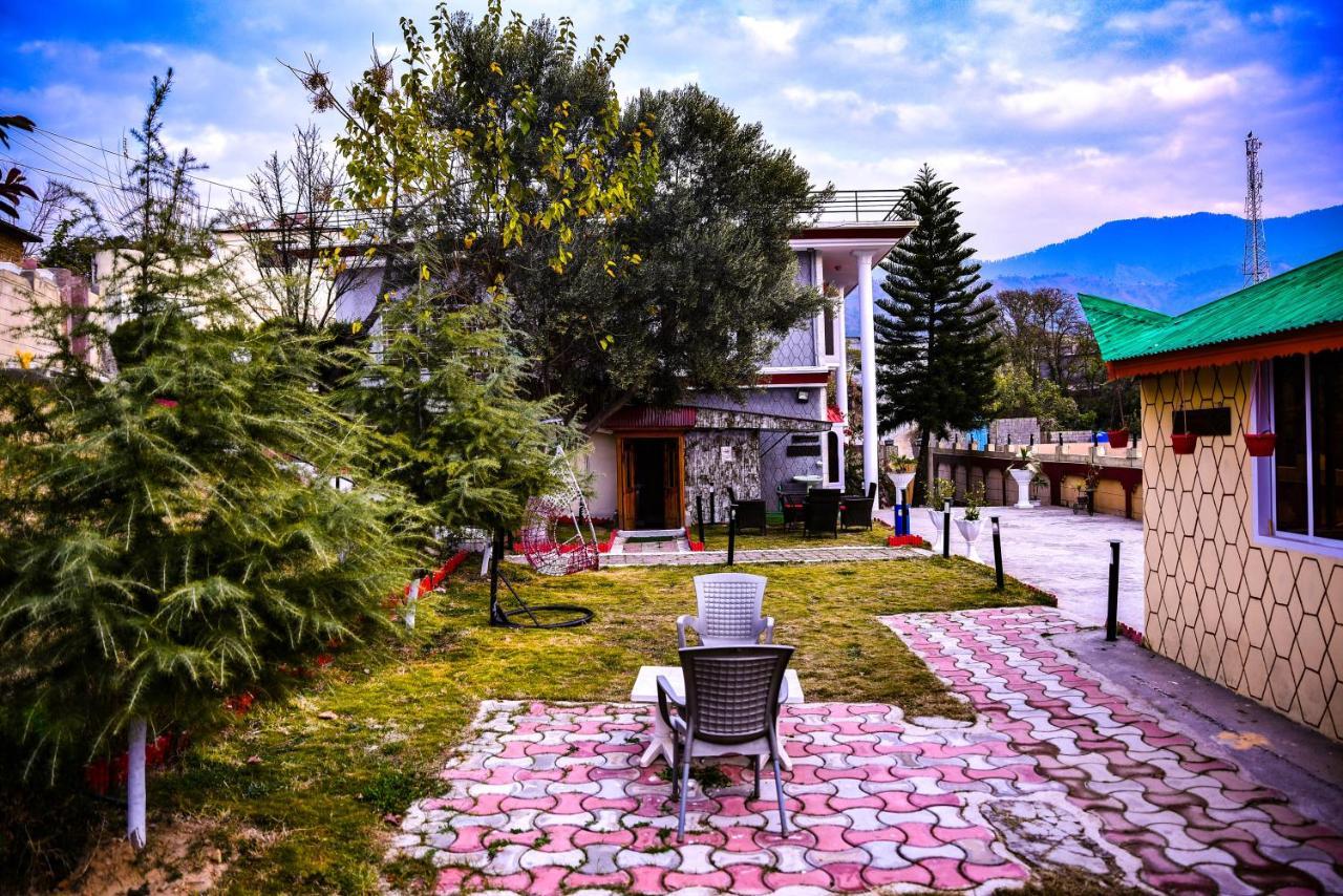 Republika Central Mansehra Экстерьер фото