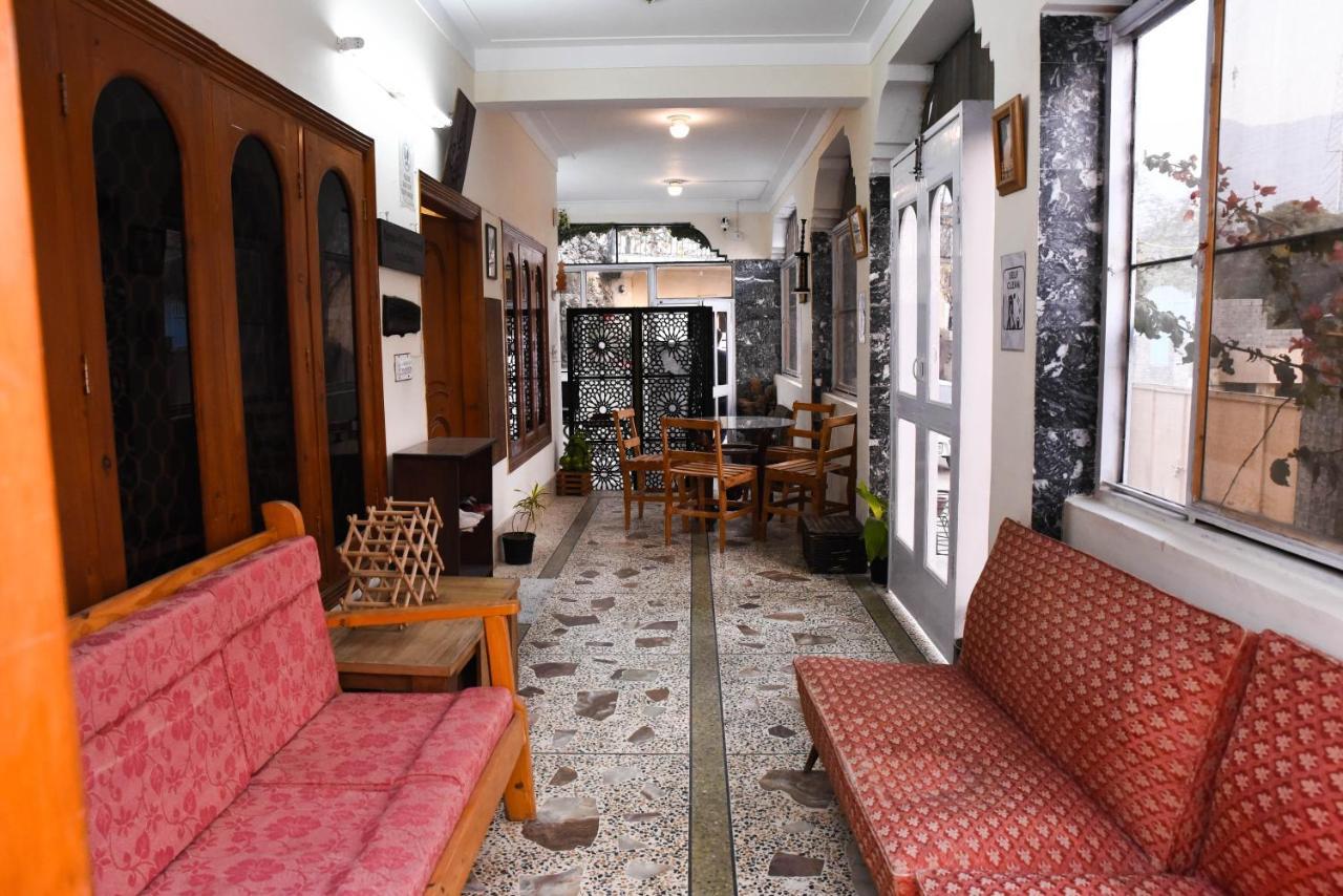 Republika Central Mansehra Экстерьер фото
