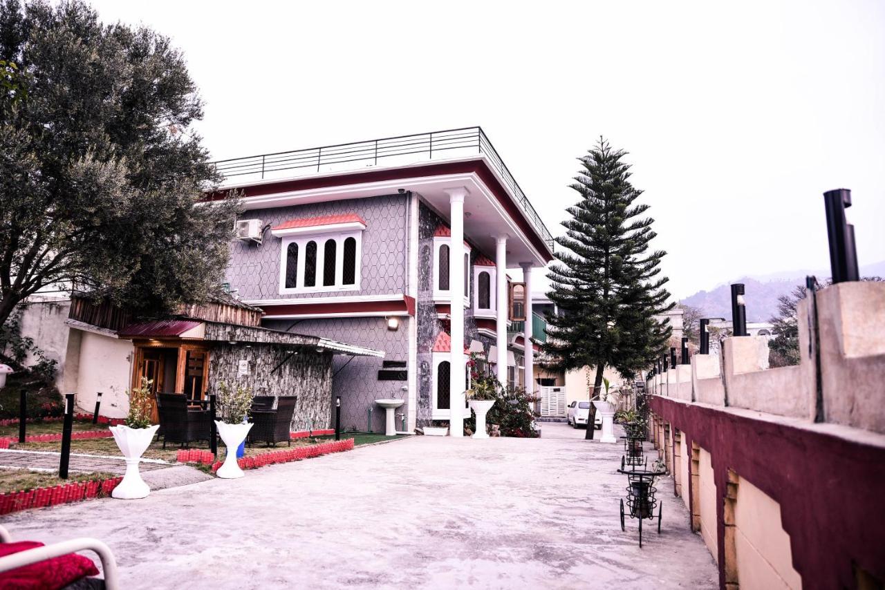 Republika Central Mansehra Экстерьер фото