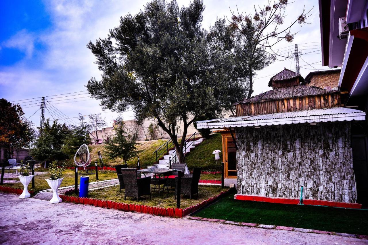 Republika Central Mansehra Экстерьер фото