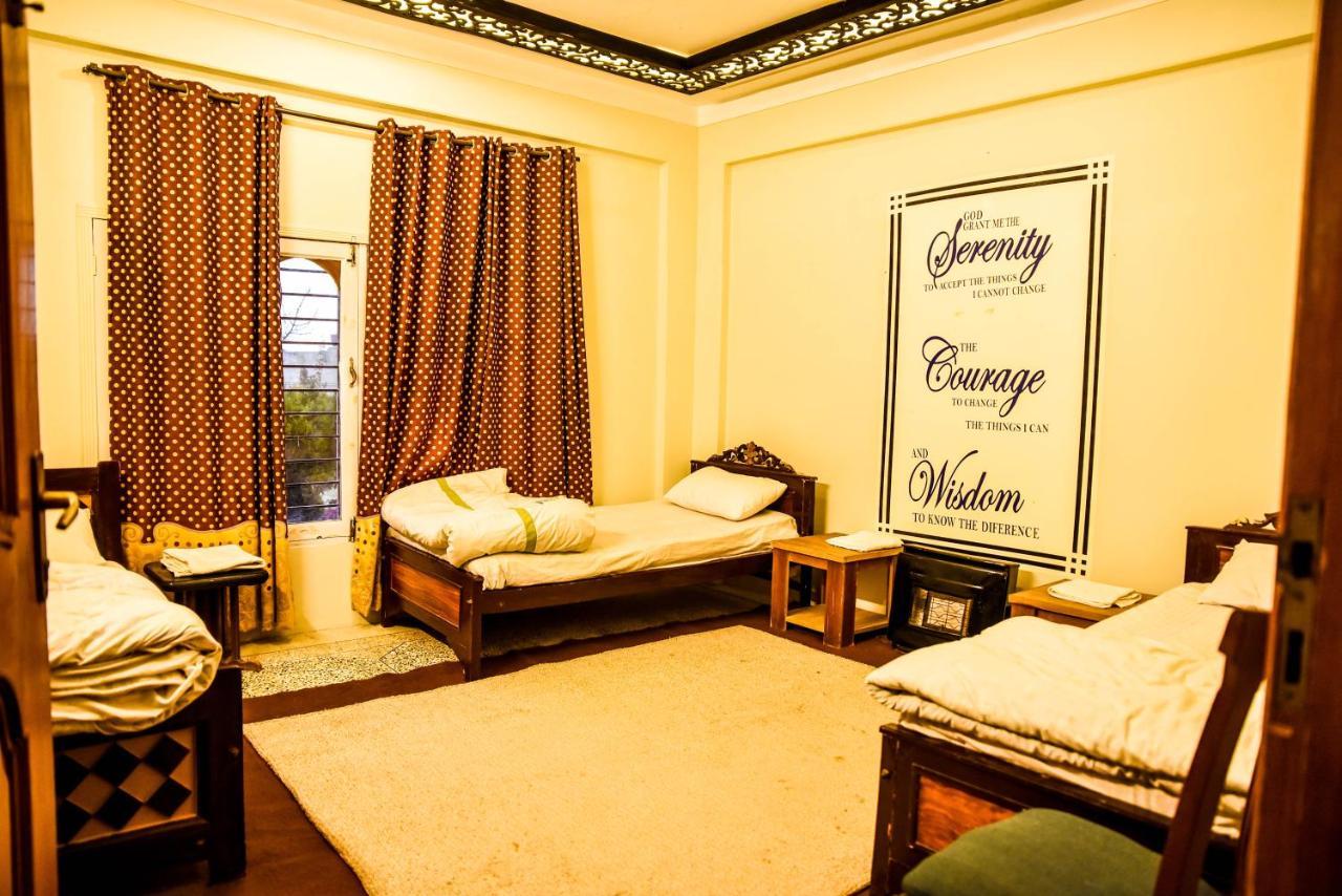Republika Central Mansehra Экстерьер фото